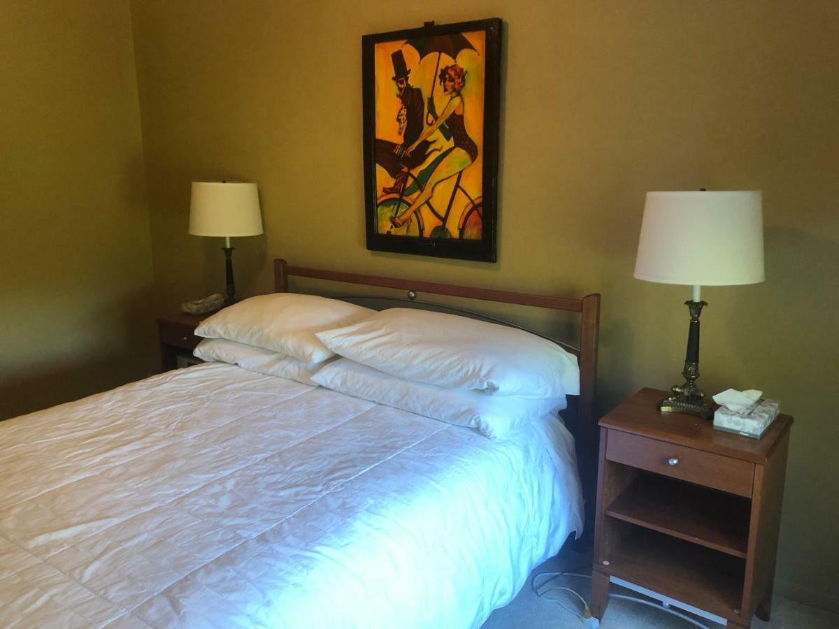 Huron River Guest House Ann Arbor Buitenkant foto